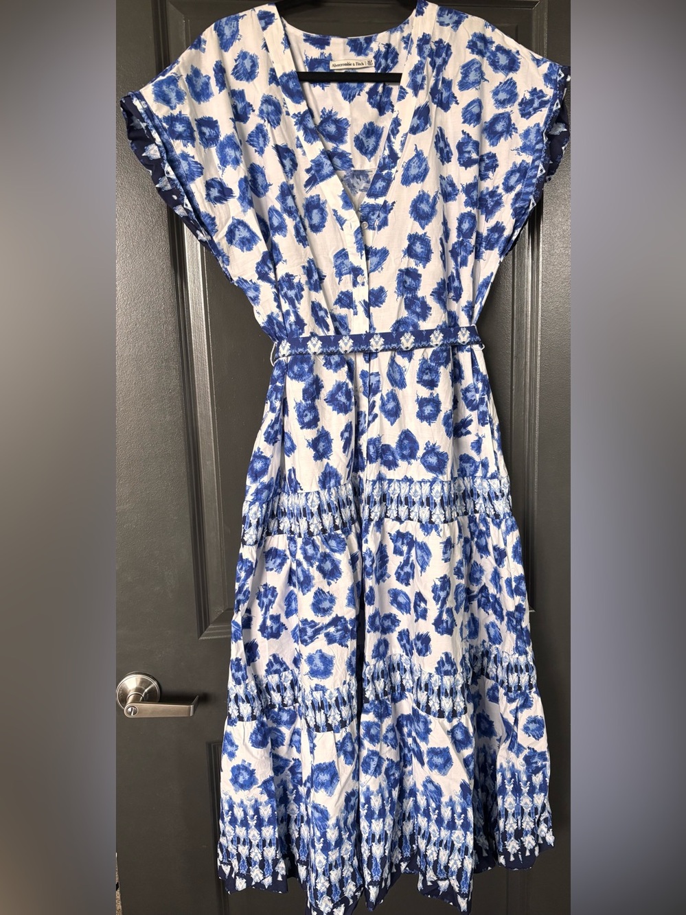 Abercrombie & Fitch White and Blue Floral Button-Front Tiered Dress